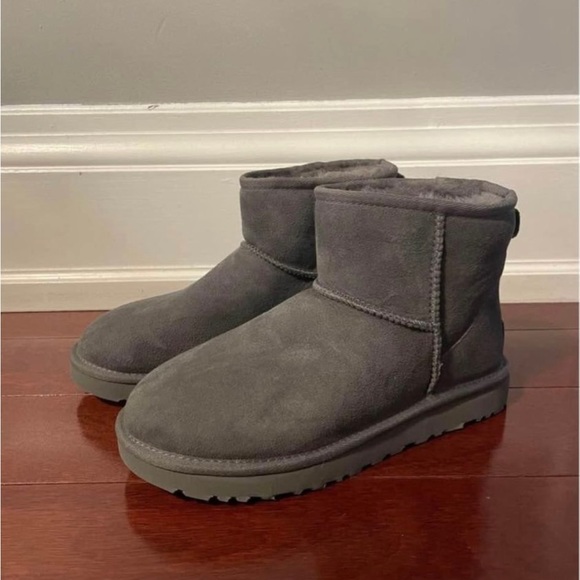 •New authentic mini Uggs, brand new with box. - Picture 2 of 5